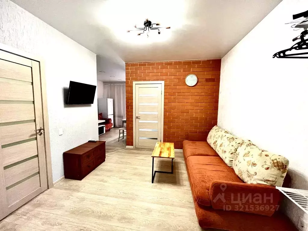 2-к кв. Пензенская область, Пенза просп. Победы, 97 (40.0 м) - Фото 1