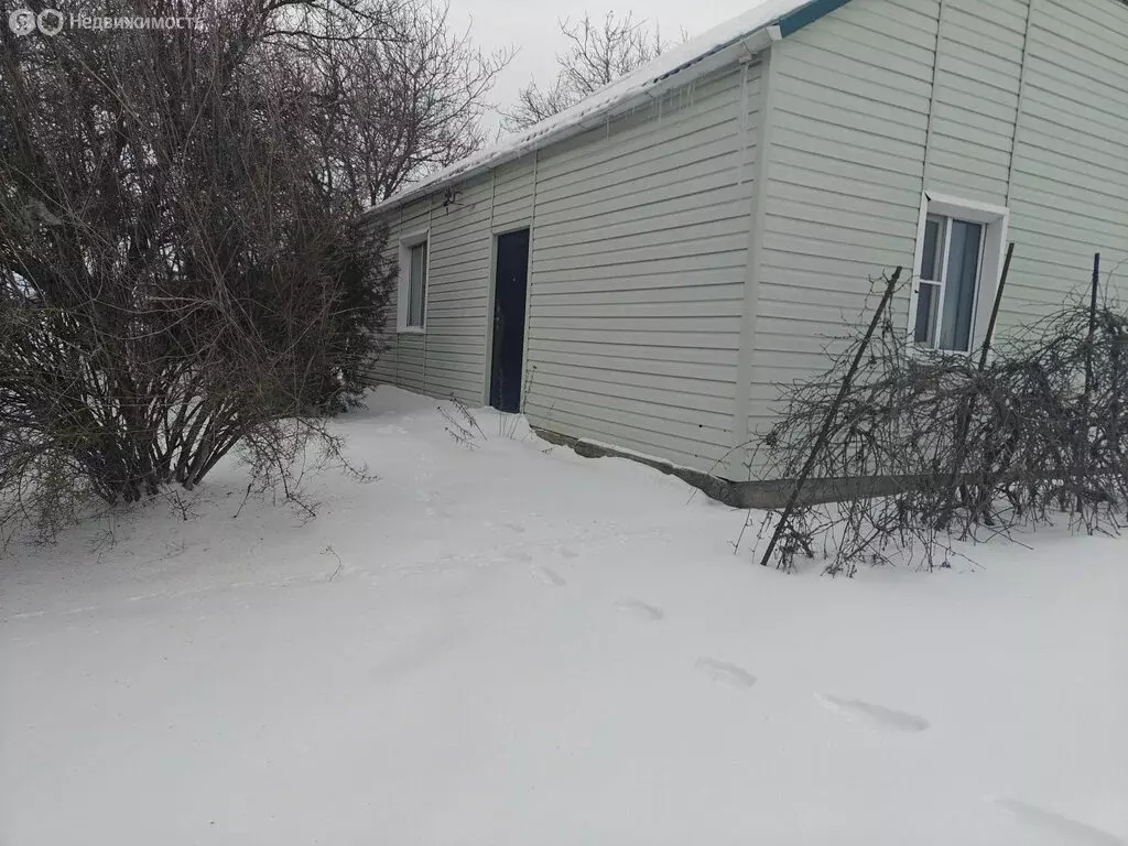 Дом в село Новониколаевка, Советская улица, 15 (72.5 м) - Фото 2