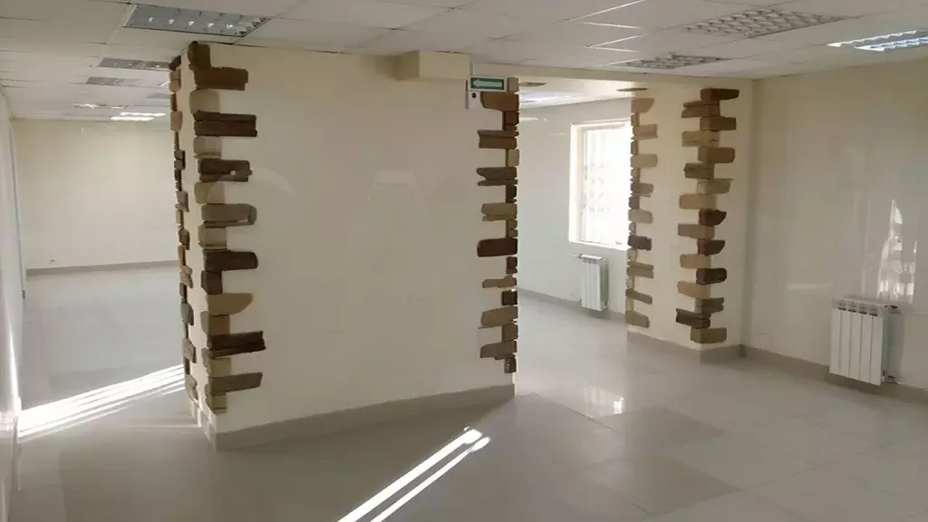 Помещение свободного назначения в Свердловская область, Екатеринбург ... - Фото 2