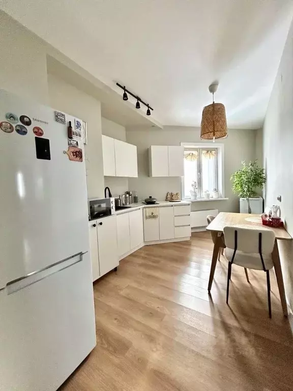 2-к кв. Бурятия, Улан-Удэ ул. Борсоева, 77 (53.7 м) - Фото 0