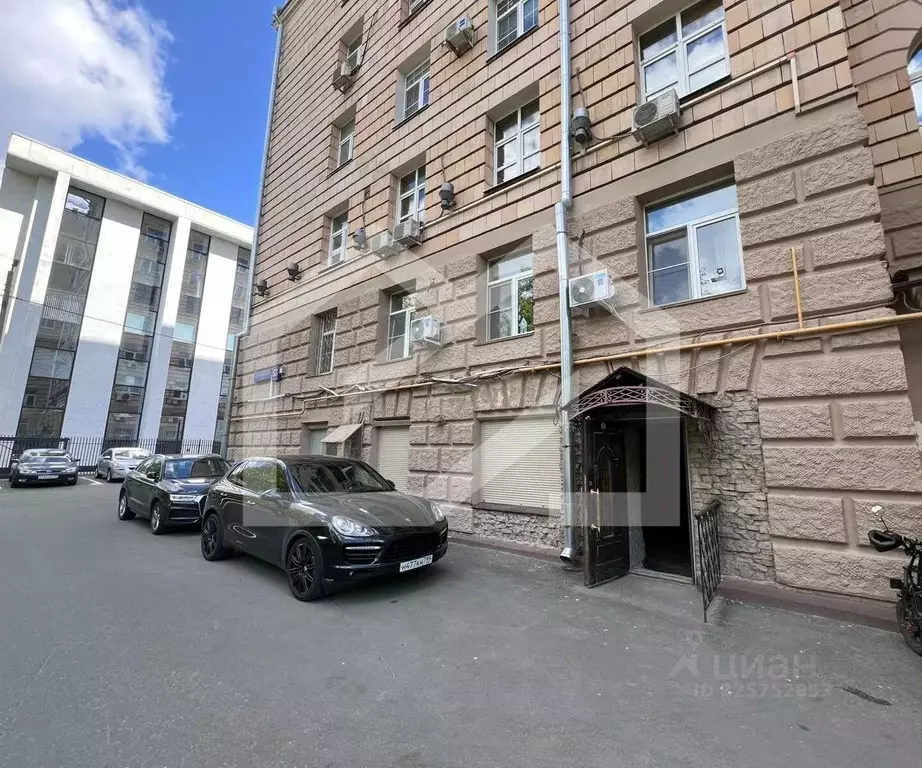 Торговая площадь в Москва Люсиновская ул., 53 (231 м) - Фото 0