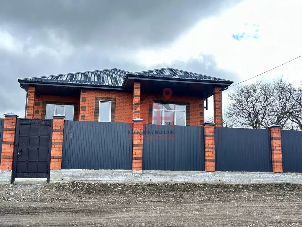 Дом в Ставропольский край, Предгорный муниципальный округ, ... - Фото 1