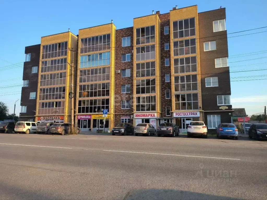 2-к кв. Удмуртия, Можга Можгинский район, ул. Наговицына, 110 (70.2 м) - Фото 1