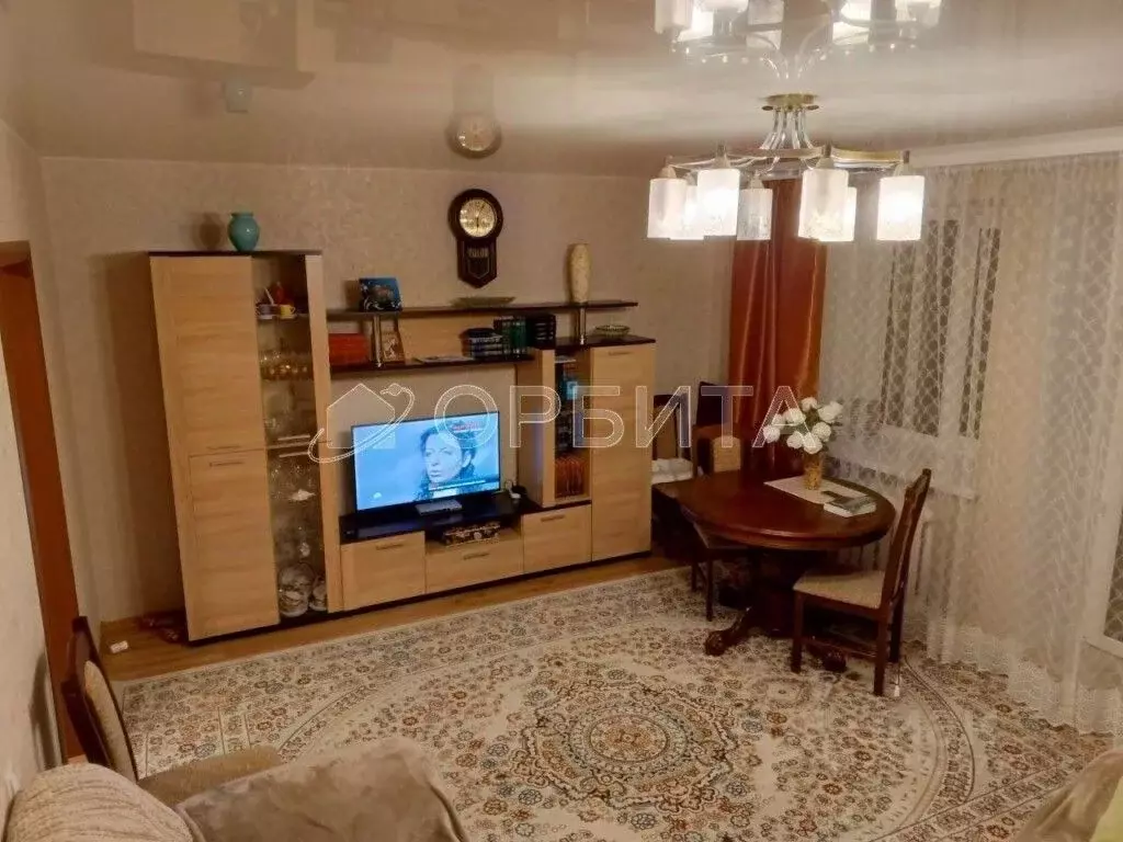 1-к кв. Тюменская область, Тюмень ул. Прокопия Артамонова, 13 (53.7 м) - Фото 2