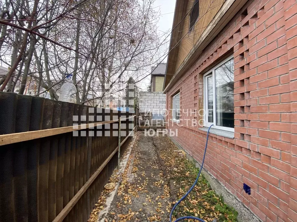 Дом в Ханты-Мансийский АО, Ханты-Мансийск Восточная ул., 34 (84 м) - Фото 0