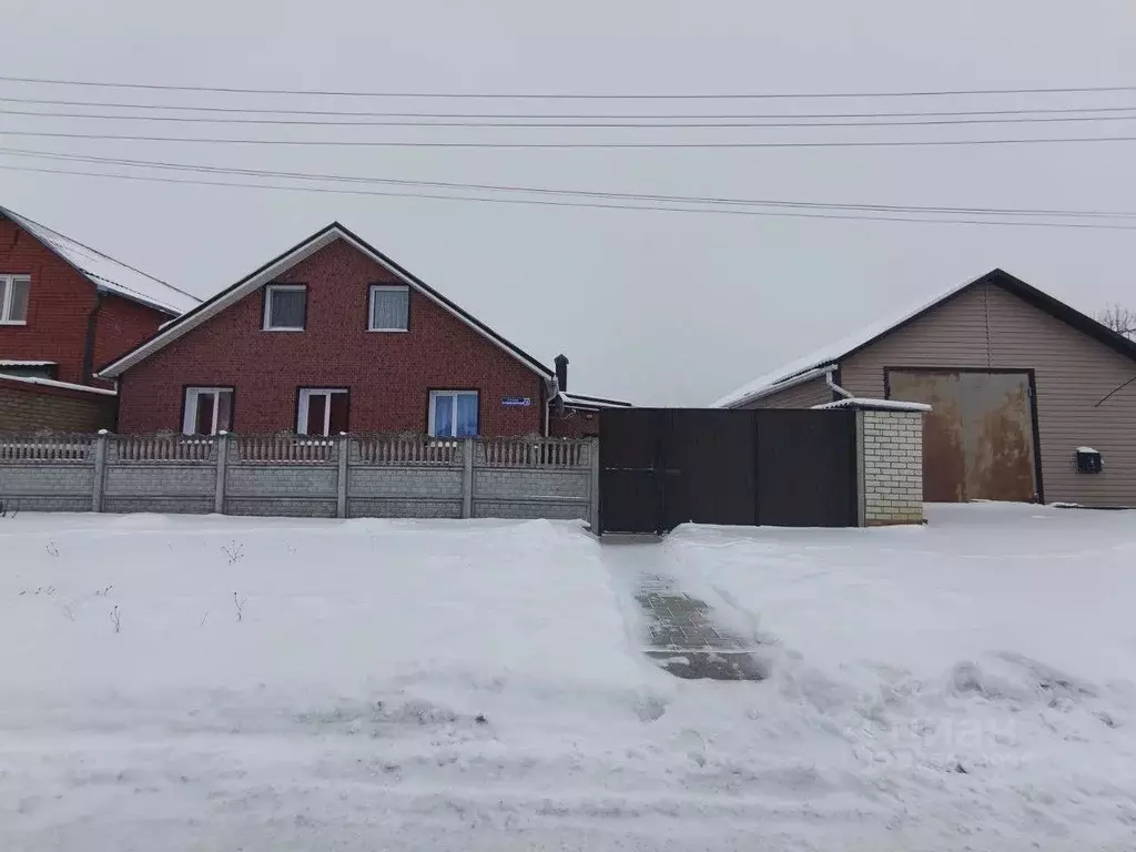 Дом в Белгородская область, Белгород пер. 4-й Новостроевский, 27 (120 ... - Фото 0