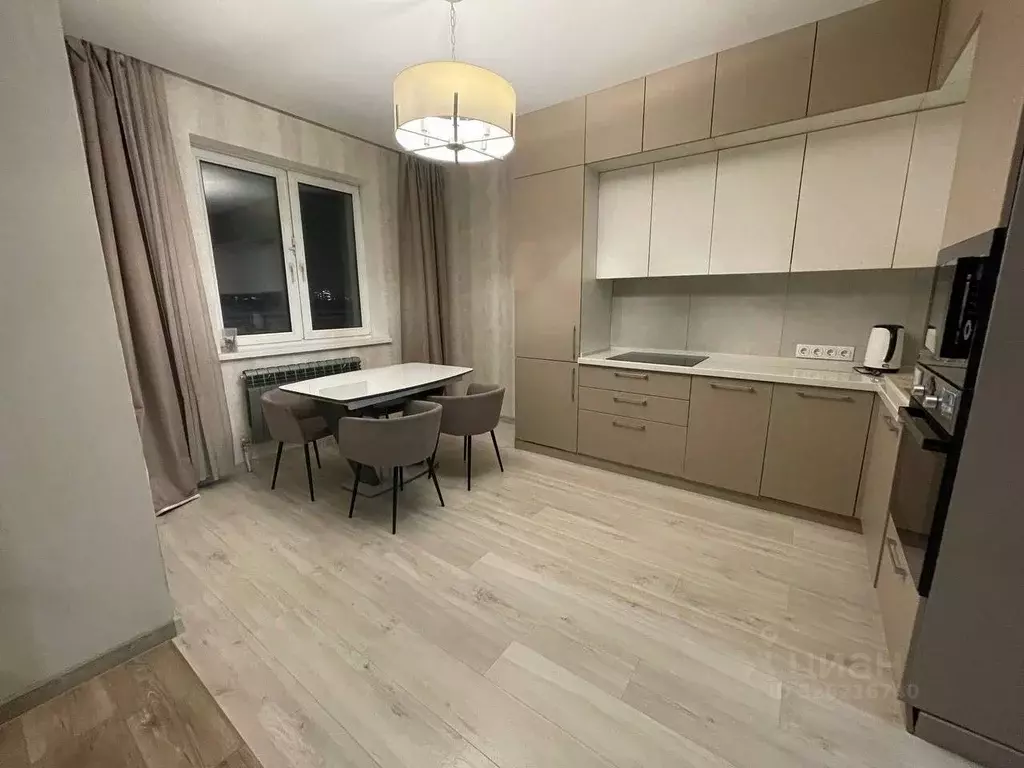 3-к кв. Свердловская область, Екатеринбург ул. Соболева, 19 (88.8 м) - Фото 2