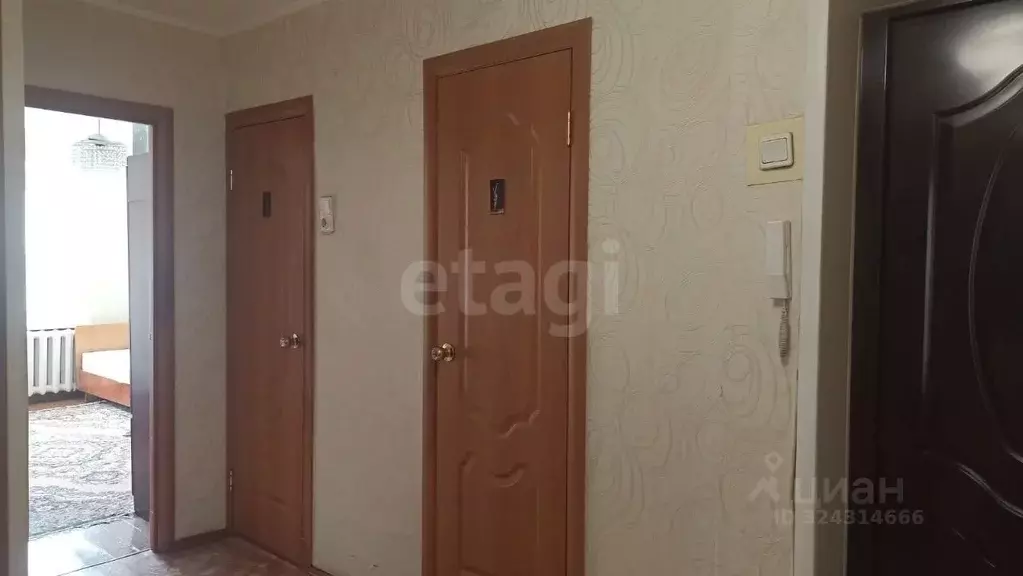 2-к кв. Алтай, Горно-Алтайск ул. Бориса Головина (47.8 м) - Фото 1