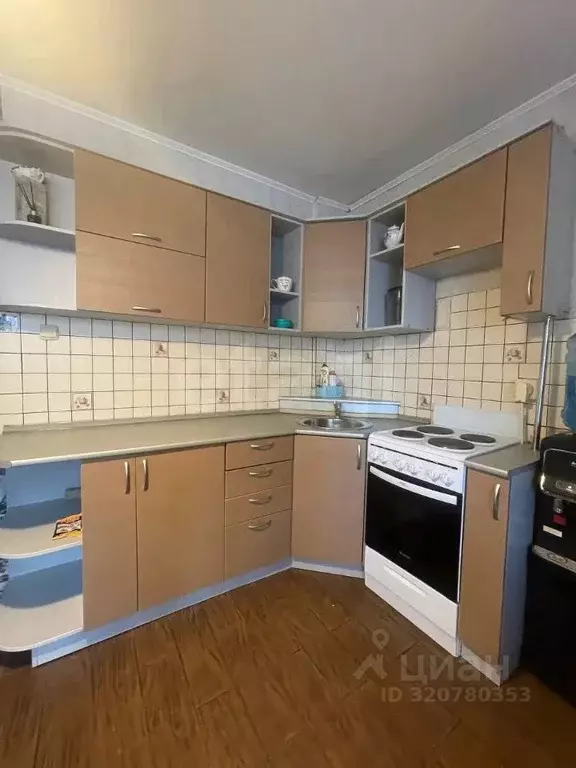 2-к кв. Воронежская область, Воронеж бул. Победы, 49 (80.0 м) - Фото 0