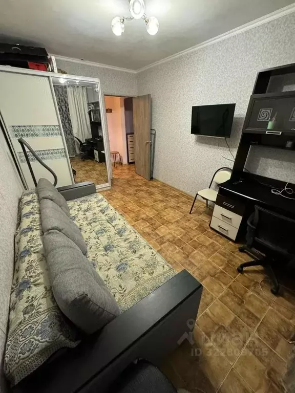 1-к кв. Челябинская область, Челябинск ул. Братьев Кашириных, 100а ... - Фото 0