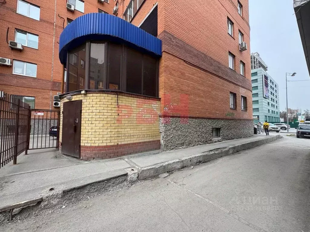 Торговая площадь в Тюменская область, Тюмень ул. Герцена, 86А (122 м) - Фото 1