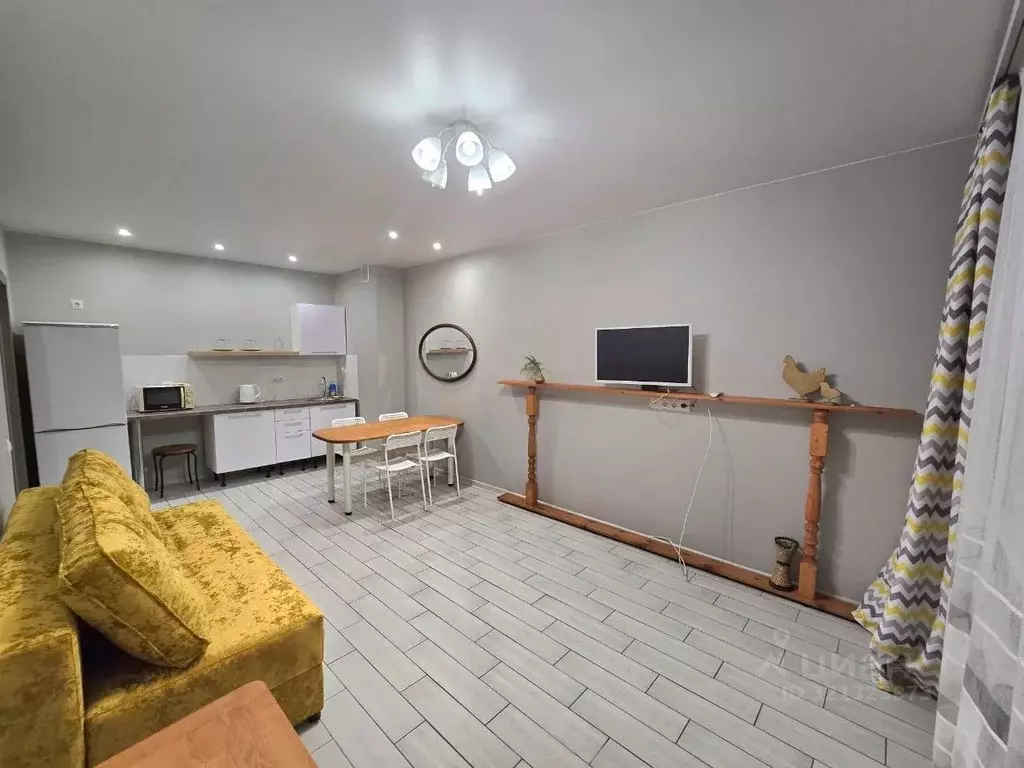 3-к кв. Бурятия, Улан-Удэ ул. Смолина, 67к2 (80.0 м) - Фото 0