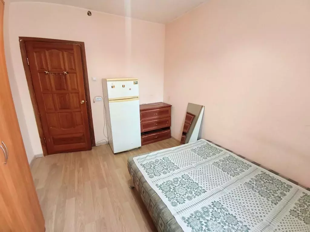 Комната Свердловская область, Екатеринбург просп. Орджоникидзе, 12 - Фото 2