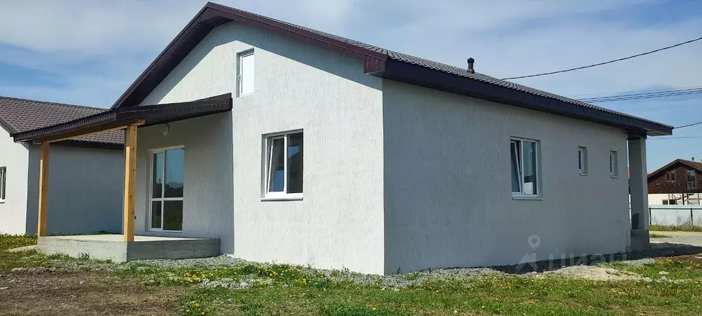 Коттедж в Свердловская область, Белоярский муниципальный округ, с. ... - Фото 1