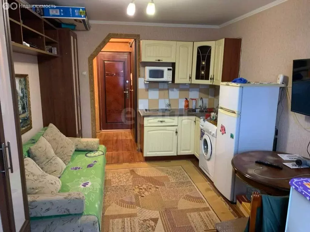 Квартира-студия: Тюмень, Ямская улица, 98В (15.5 м) - Фото 0