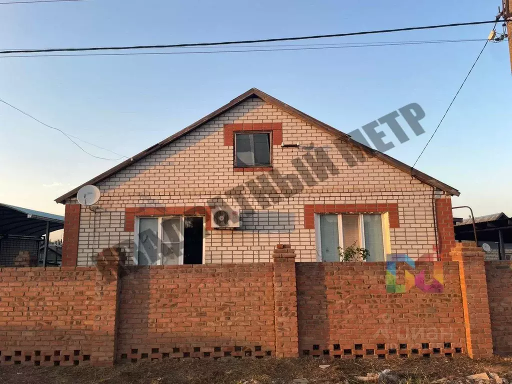 Дом в Калмыкия, Элиста Тенистая ул., 20 (99 м) - Фото 1