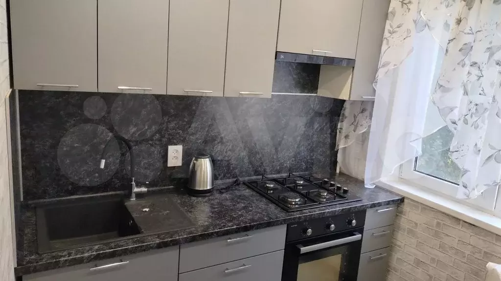 3-к. квартира, 60 м, 2/5 эт. - Фото 0