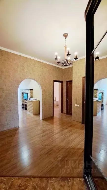 2-к кв. Татарстан, Казань ул. Лейтенанта Шмидта, 3/15 (70.0 м) - Фото 0
