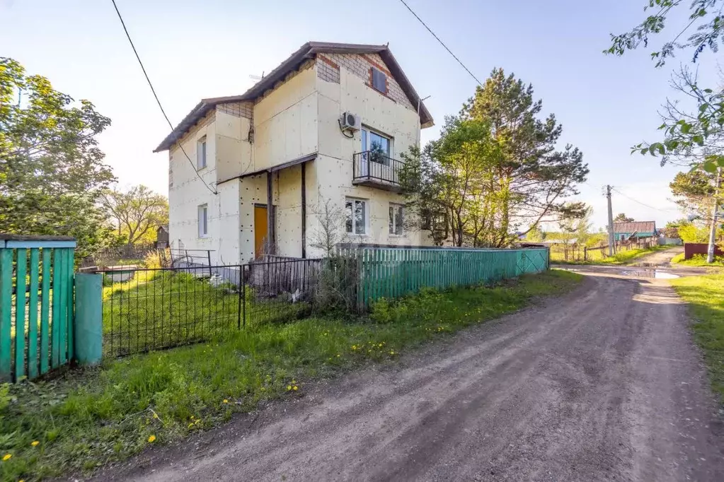 Дом в Еврейская автономная область, Смидовичский район, с. имени ... - Фото 1