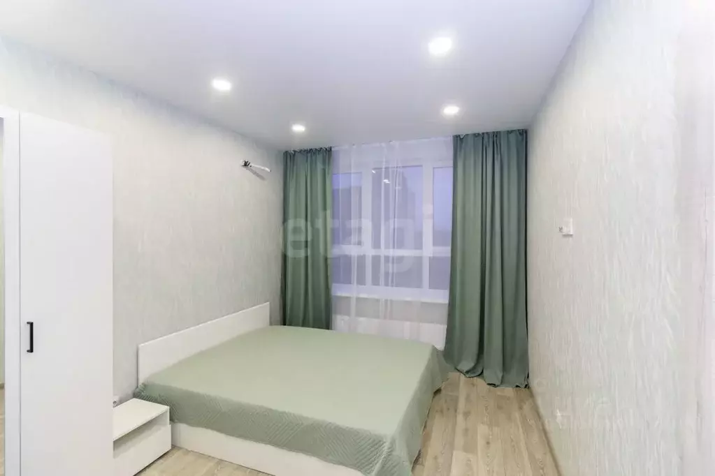 1-к кв. Тюменская область, Тюмень ул. Андрея Приказнова, 7 (35.0 м) - Фото 2