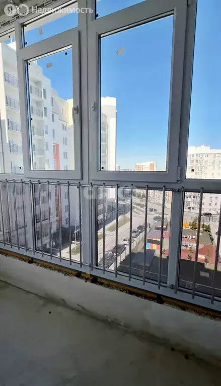 2-комнатная квартира: Симферополь, улица Батурина, 203 (56.73 м) - Фото 1