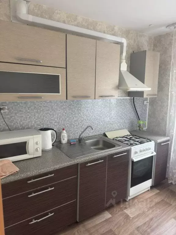 1-к кв. Курганская область, Курган Заозерный жилрайон, 5-й мкр, 1 ... - Фото 1