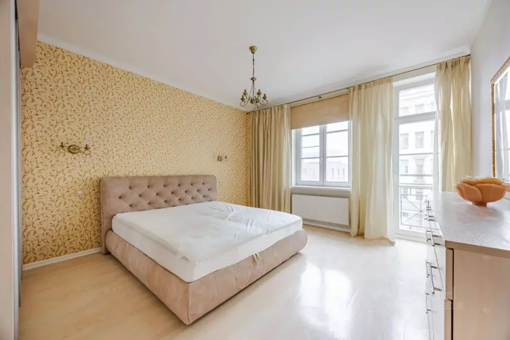 3-к кв. Санкт-Петербург просп. Средний Васильевского острова, 85 (90.7 ... - Фото 1