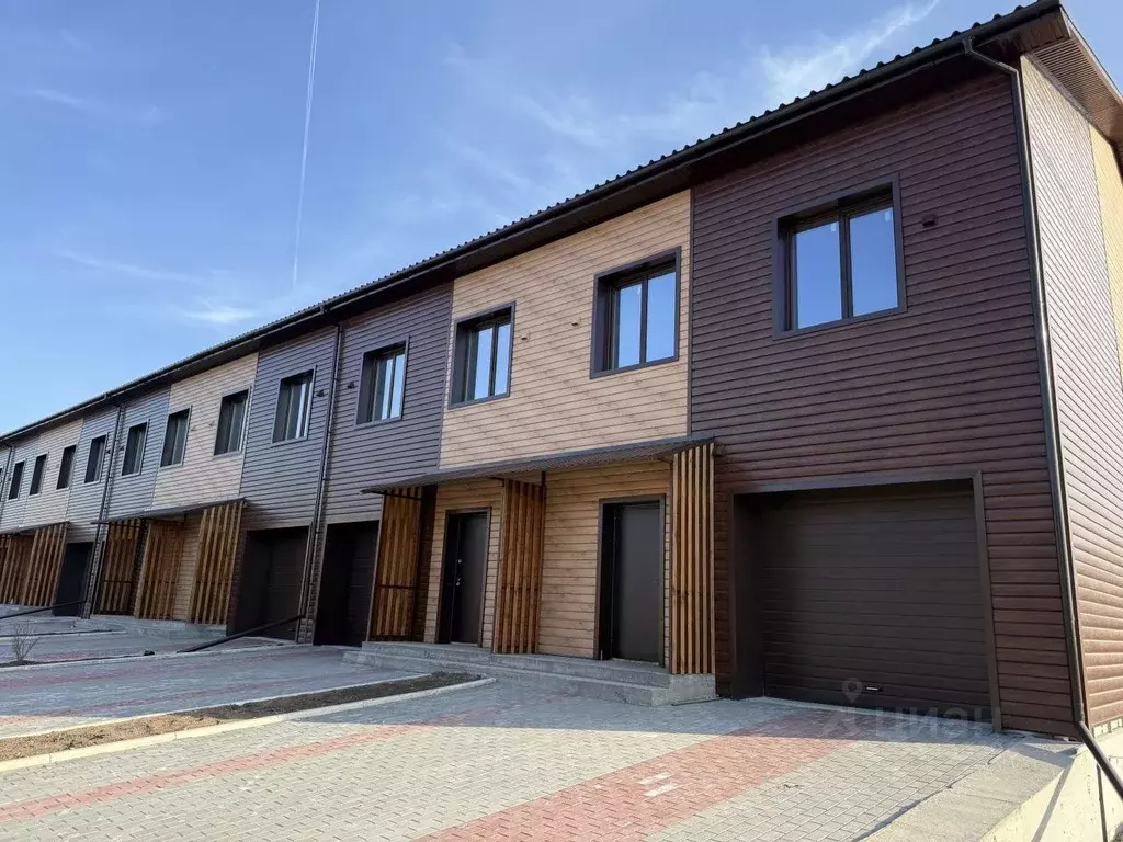 Таунхаус в Хакасия, Усть-Абаканский район, с. Калинино, Добрый Мир кп ... - Фото 1