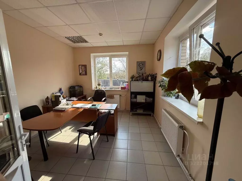 Офис в Ленинградская область, Кировский район, Павлово пгт ... - Фото 1