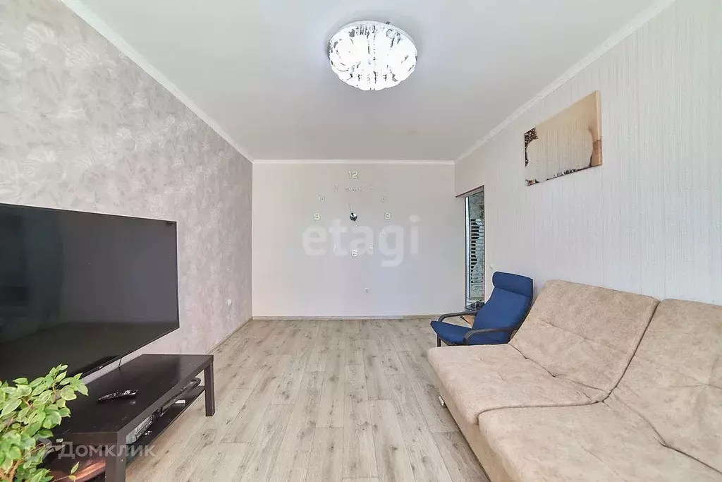 Продаётся 3-к квартира, 74.2 м - Фото 1