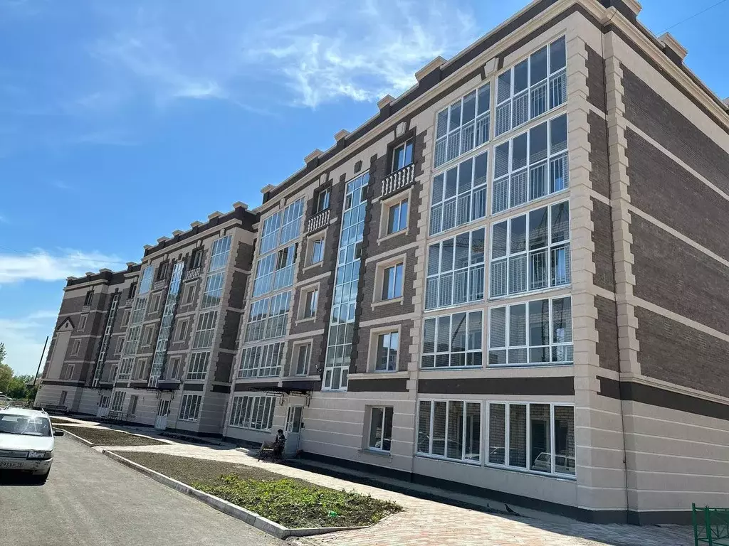 Продаётся 2-к квартира, 66 м - Фото 0