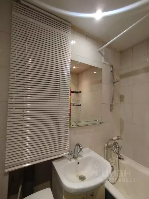 3-к кв. Новгородская область, Великий Новгород Псковская ул., 2 (42.0 ... - Фото 2