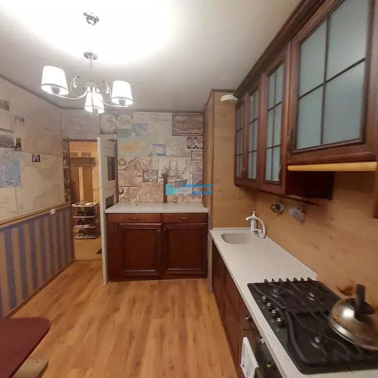 3-комнатная квартира: Балаково, улица Братьев Захаровых, 14 (62.4 м) - Фото 2