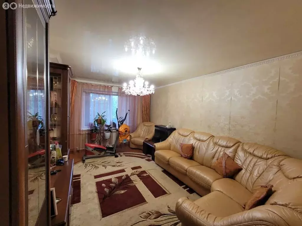 5-комнатная квартира: Каменск-Шахтинский, Советская улица, 42 (114 м) - Фото 0