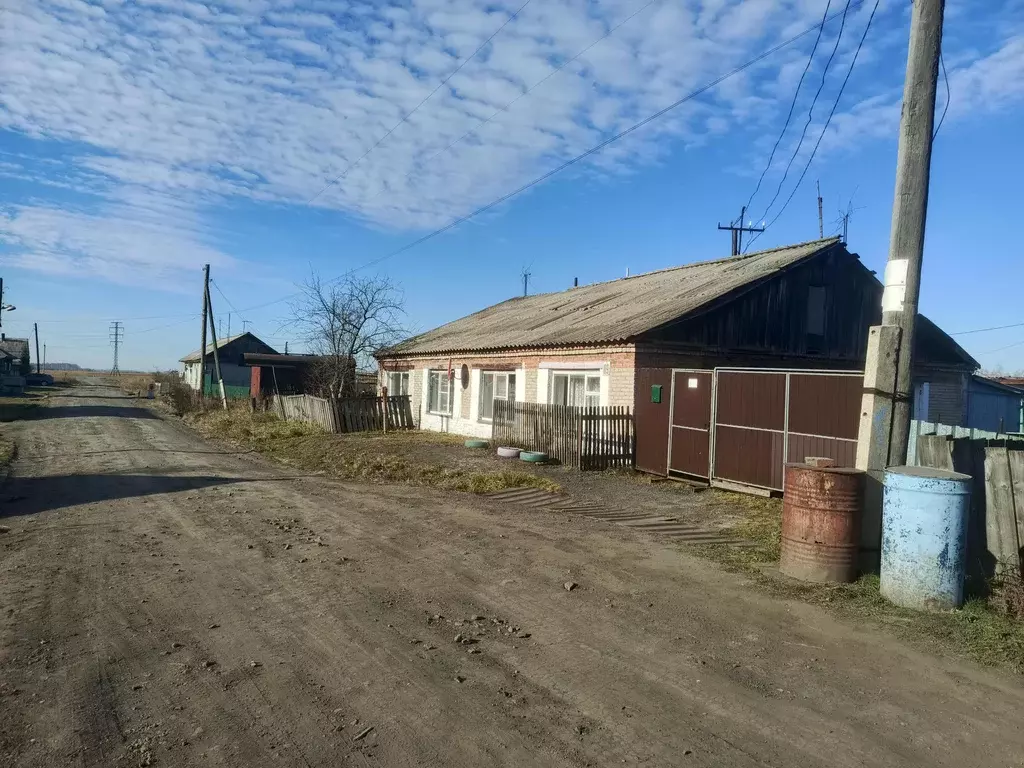 Продаётся 2-к квартира, 70 м - Фото 0