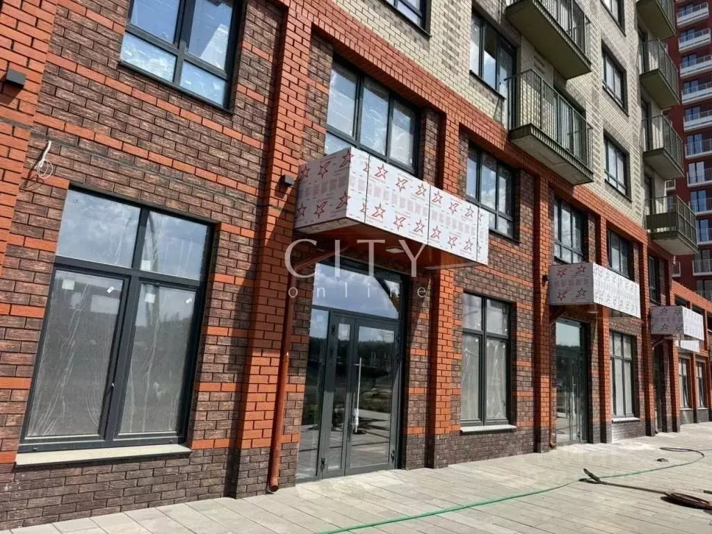 Торговая площадь в Тюменская область, Тюмень ул. Ильи Кургузова, 1 ... - Фото 2