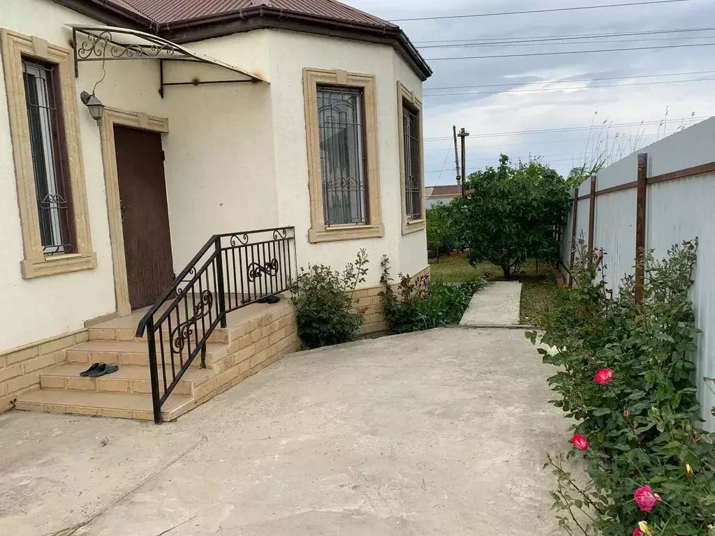 Дом в Дагестан, Каспийск Заря -2 СНТ, 1-я линия (120 м) - Фото 1