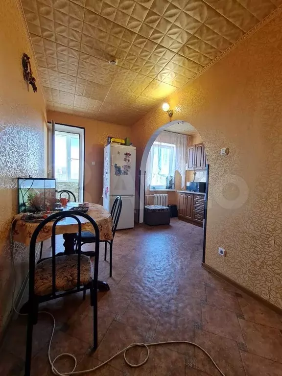 2-к. квартира, 60 м, 9/10 эт. - Фото 1