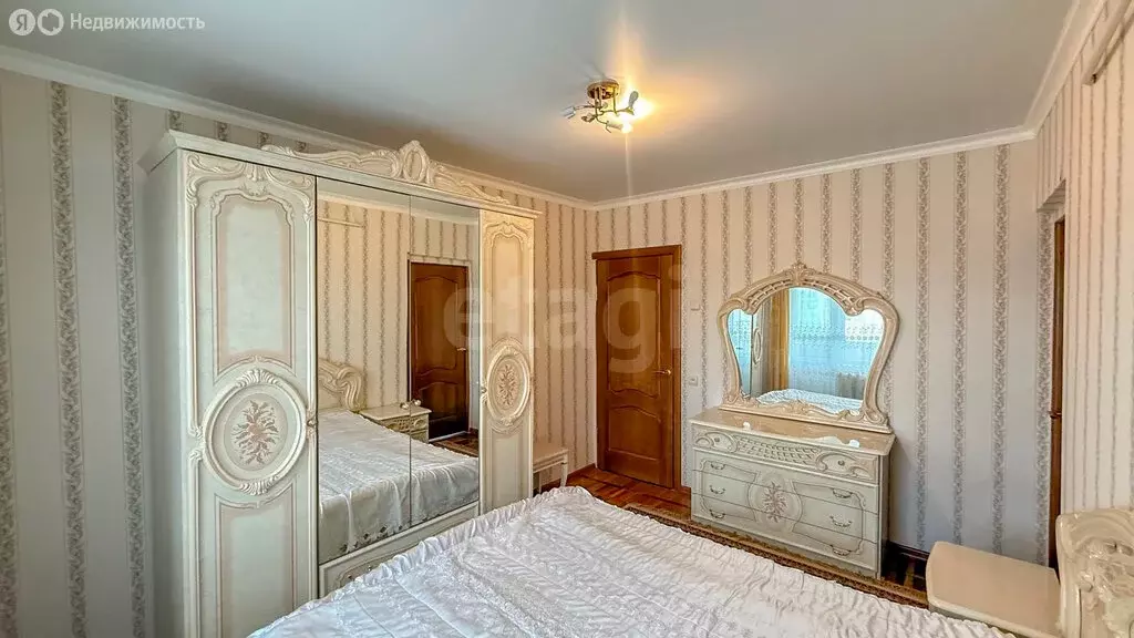 4-комнатная квартира: Нальчик, улица Тарчокова, 54В (85 м) - Фото 2