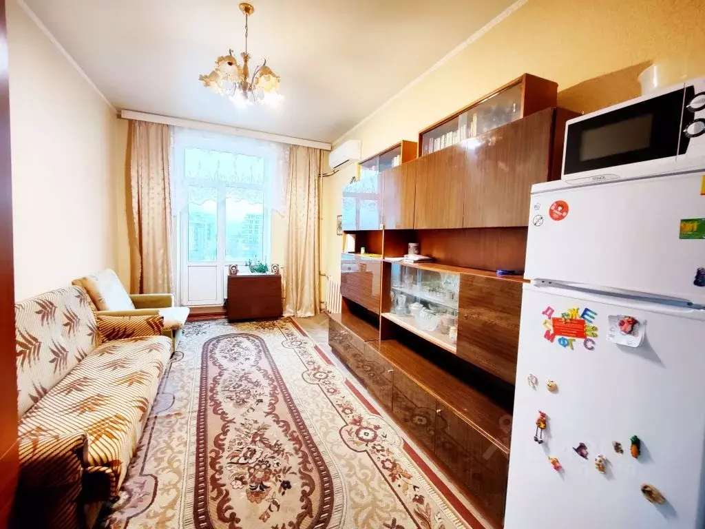 Комната Санкт-Петербург наб. Адмирала Лазарева, 20 (19.0 м) - Фото 1