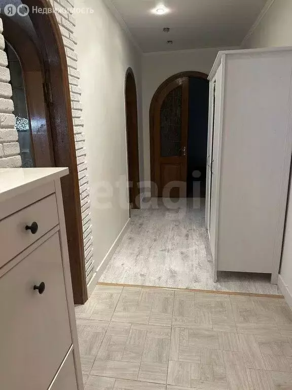 4-комнатная квартира: Белгород, улица Губкина, 35 (75.3 м) - Фото 1