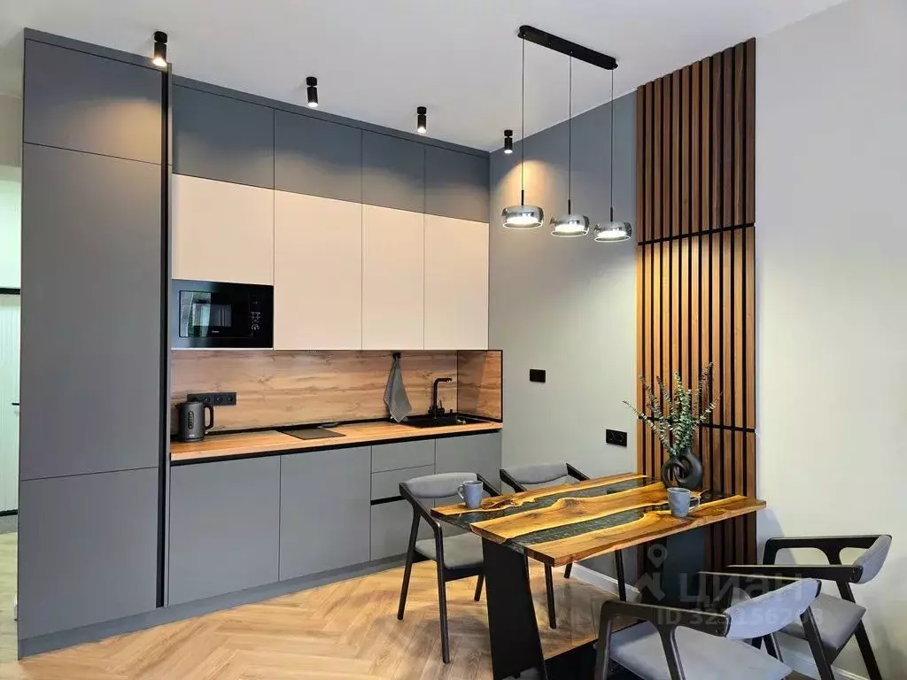 Студия Карачаево-Черкесия, Теберда Карачаевский городской округ, ул. ... - Фото 1