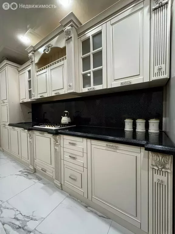 2-комнатная квартира: Владикавказ, улица Курсантов-Кировцев, 29 (65 м) - Фото 1