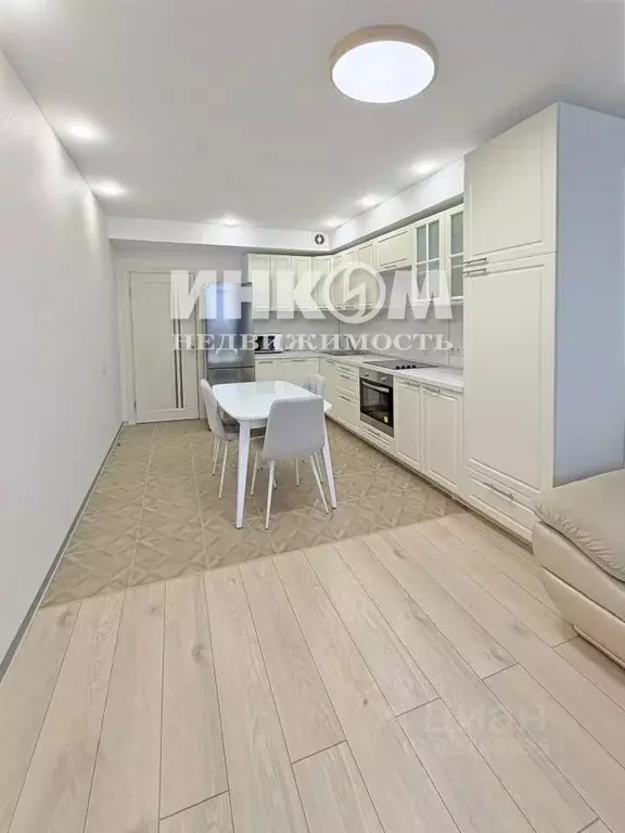 2-к кв. Московская область, Одинцово ул. Сколковская, 7А (75.0 м) - Фото 2