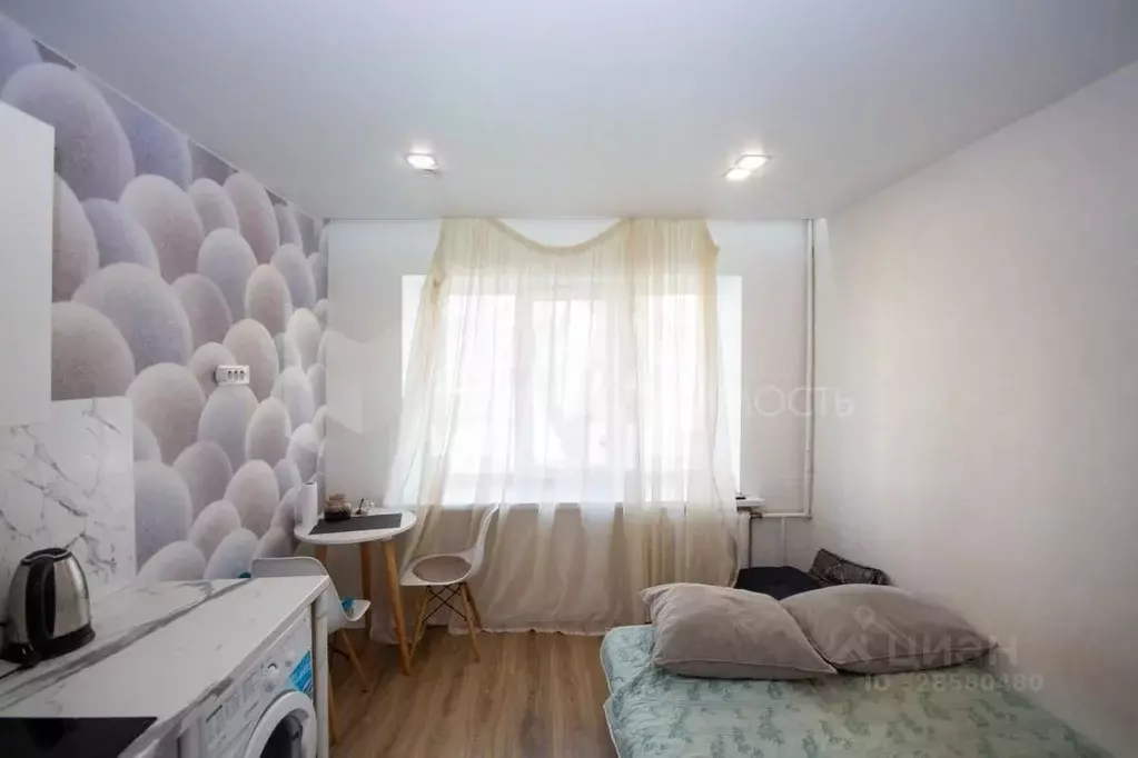 Студия Тюменская область, Тюмень Киевская ул., 67 (16.7 м) - Фото 1