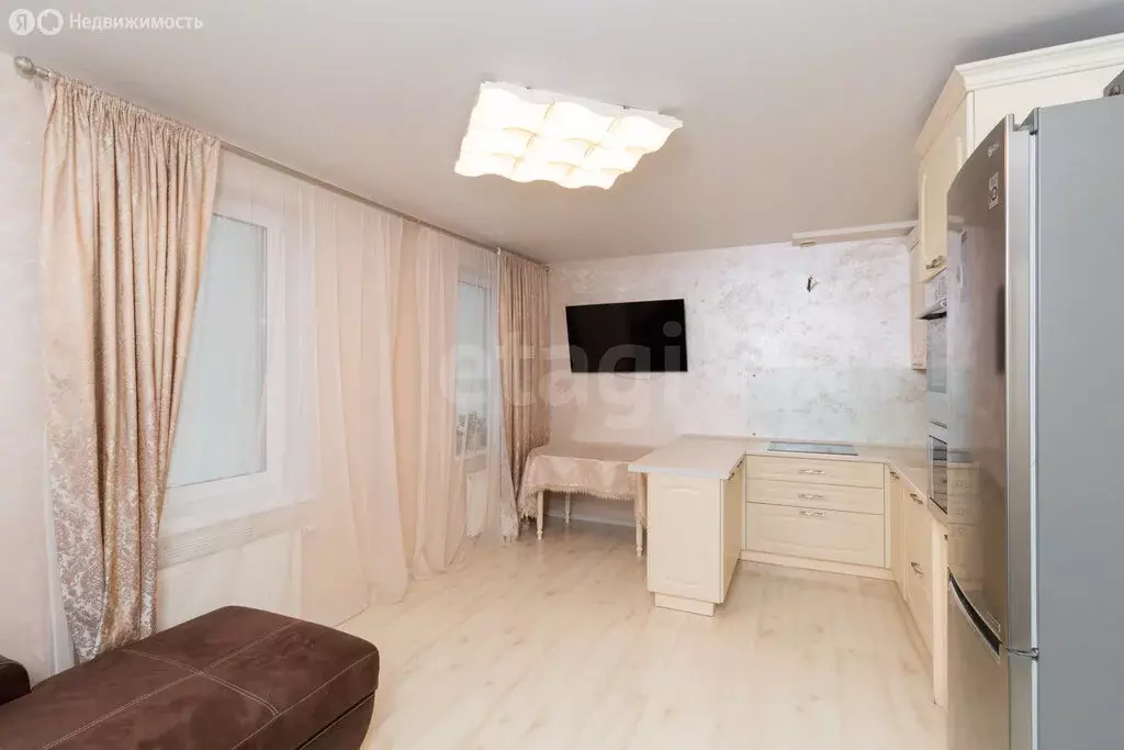 2-комнатная квартира: Тюмень, Тихий проезд, 6 (64 м) - Фото 2