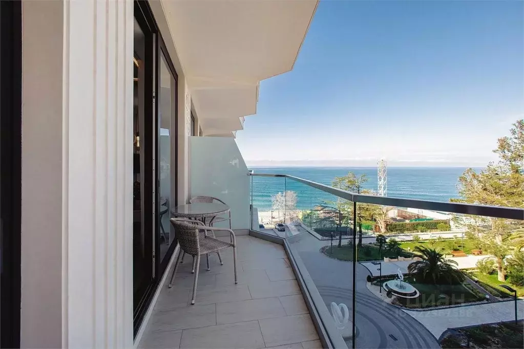 2-к кв. Краснодарский край, Сочи Лучезарная ул., 18/4А (50.0 м) - Фото 2