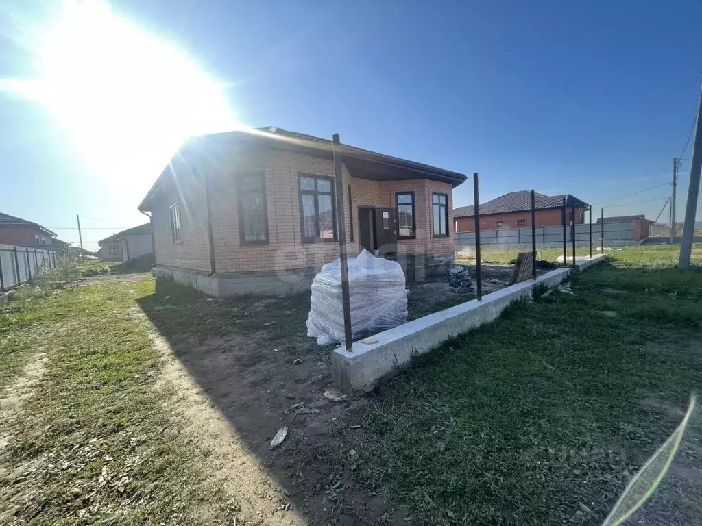 Дом в Адыгея, Майкоп городской округ, пос. Северный ул. Боспорская ... - Фото 1