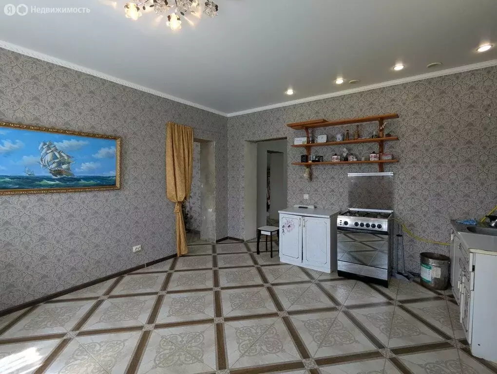 Дом в село Фатнево, Центральная улица (134.3 м) - Фото 2