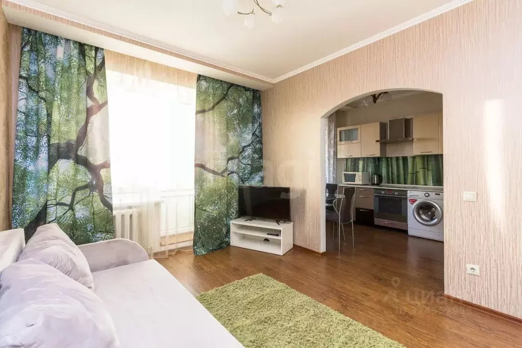 2-к кв. Тюменская область, Тюмень ул. Чернышевского, 2а (59.0 м) - Фото 1